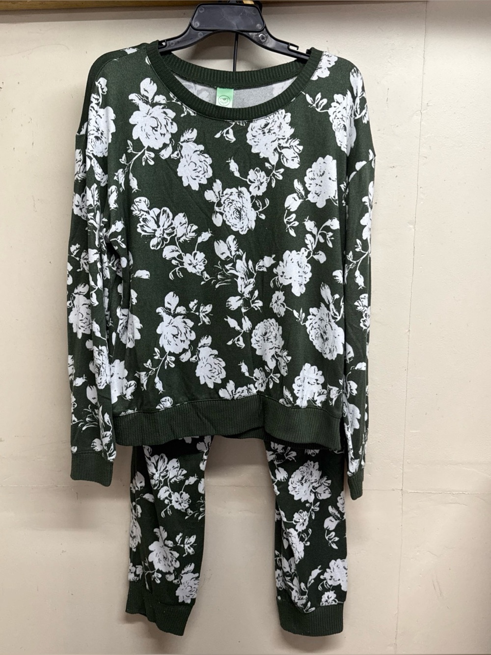 Honeydew Womens 2-Piece Super Soft Pajama Set Olive  Floral Size XL